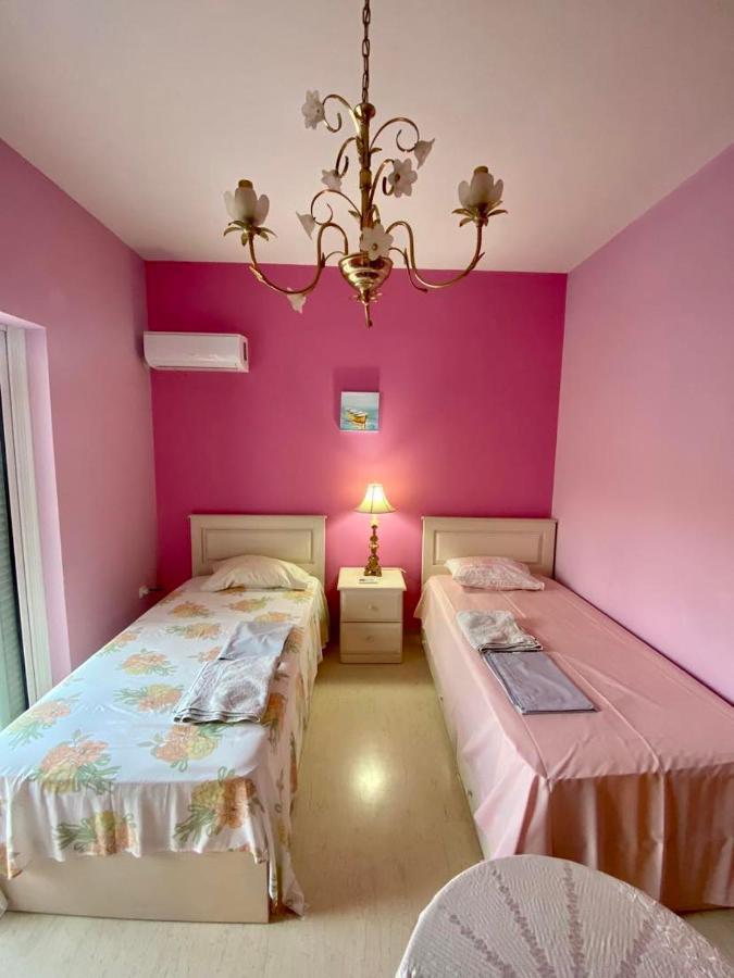 Апартаменты Dora'S Nest 5' Min From The Airport. Спата Экстерьер фото