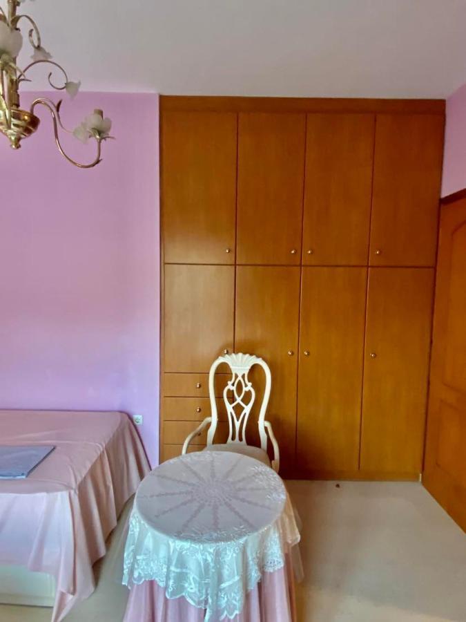 Апартаменты Dora'S Nest 5' Min From The Airport. Спата Экстерьер фото