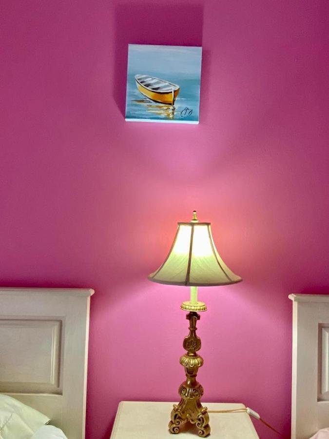 Апартаменты Dora'S Nest 5' Min From The Airport. Спата Экстерьер фото